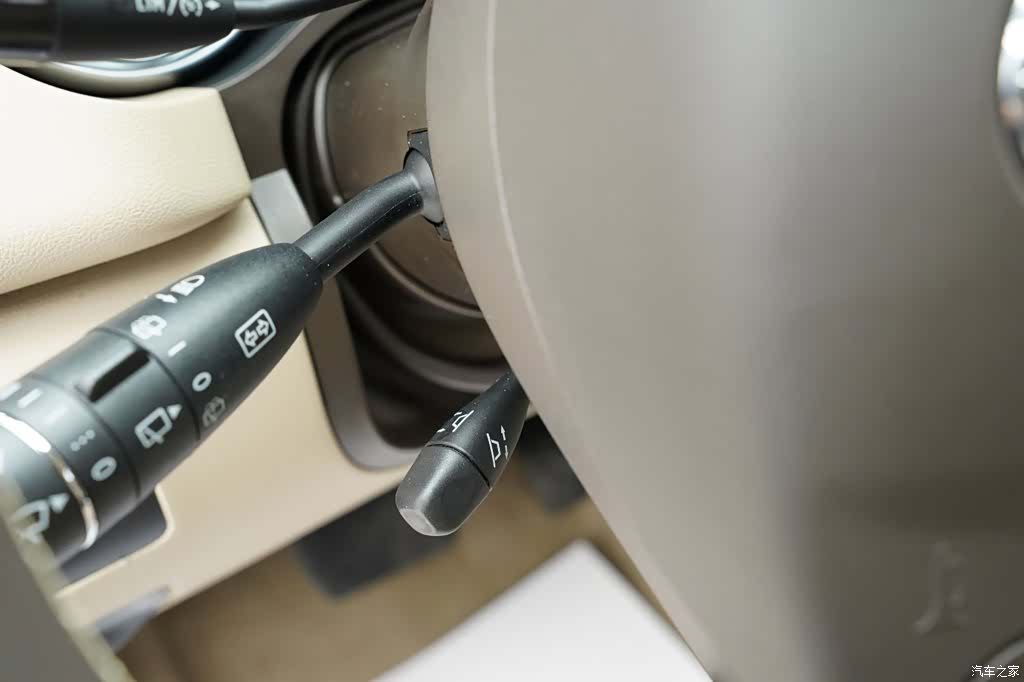 Mercedes-Benz R-Class, 2014 18