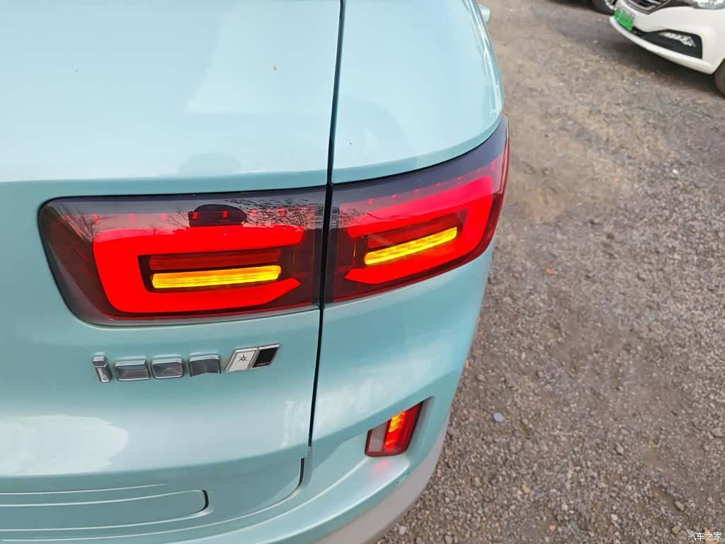 Geely Icon, 2023 24