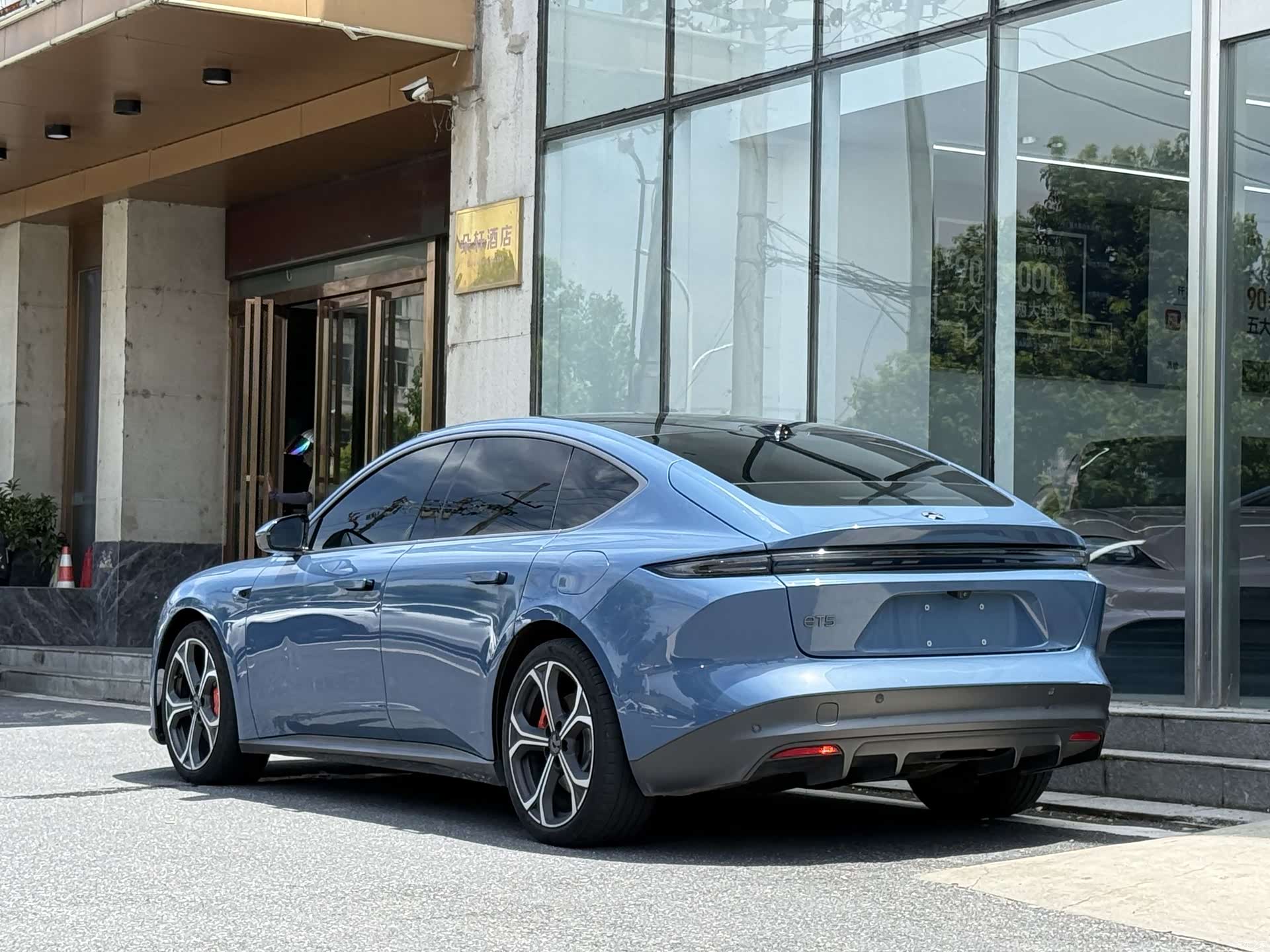 NIO ET5, 2023 4