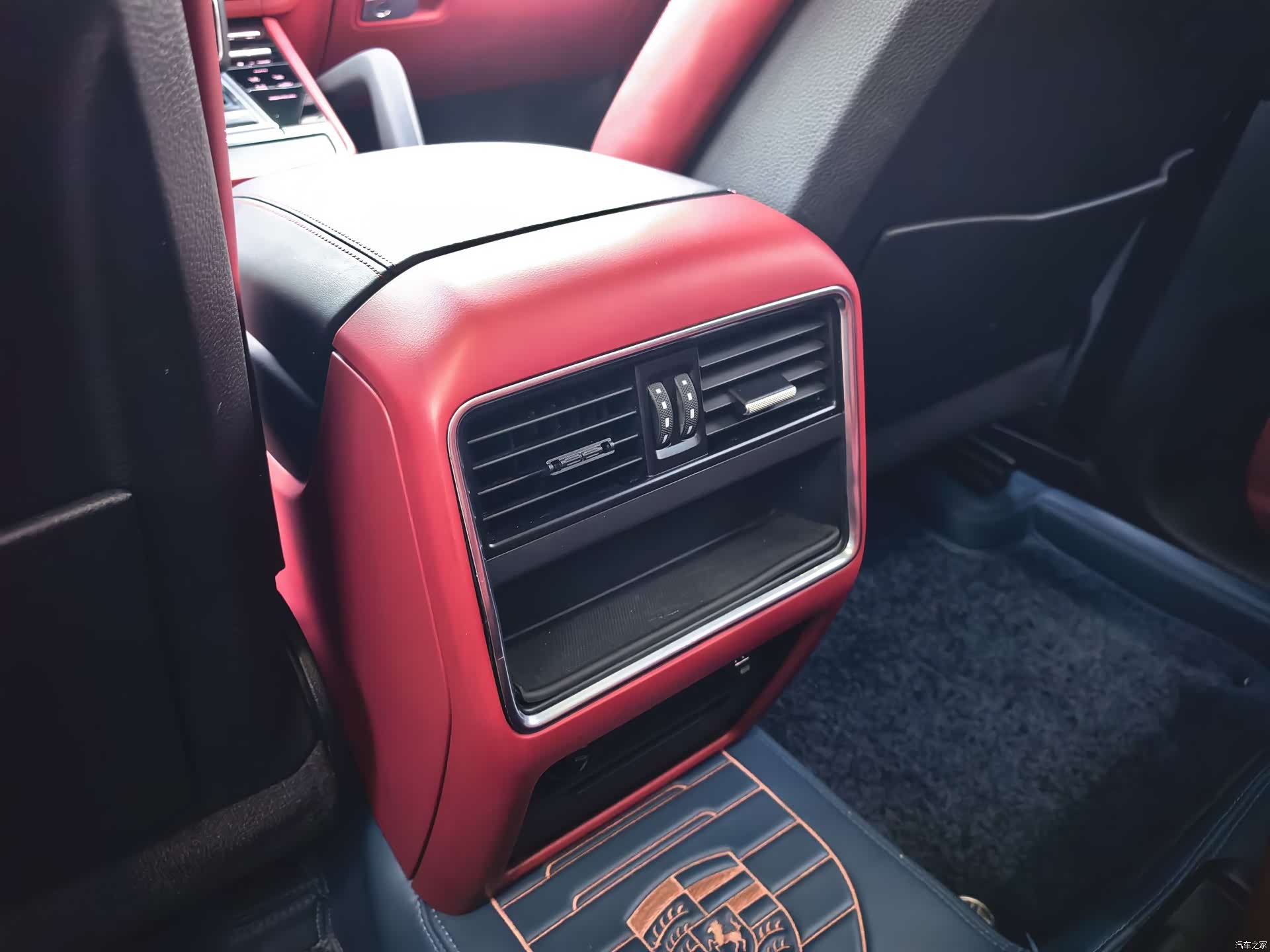 Porsche Cayenne, 2019 11