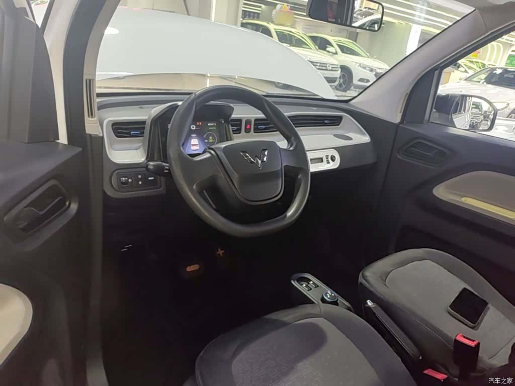 Wuling MINIEV, 2021 10