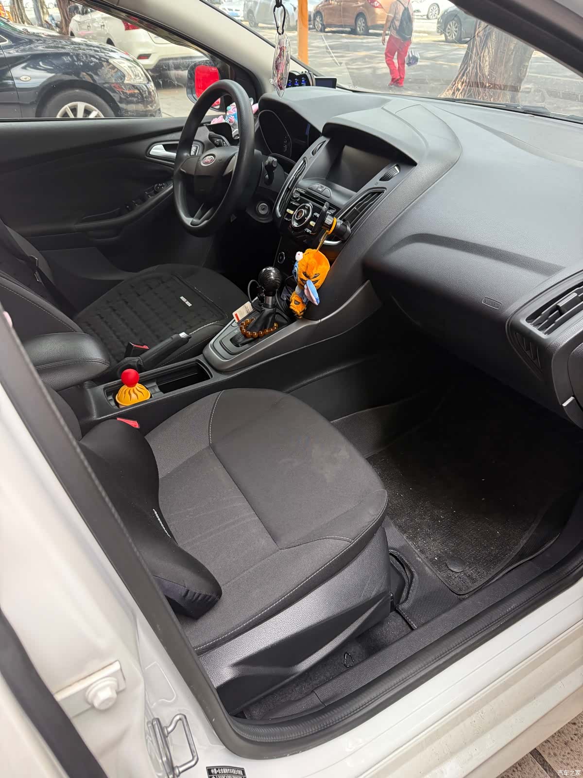 Ford Focus, 2018 7