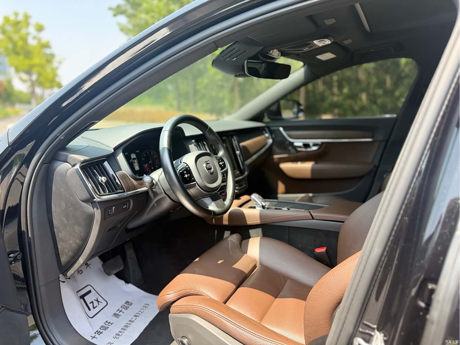 Volvo S90, 2021 все фото