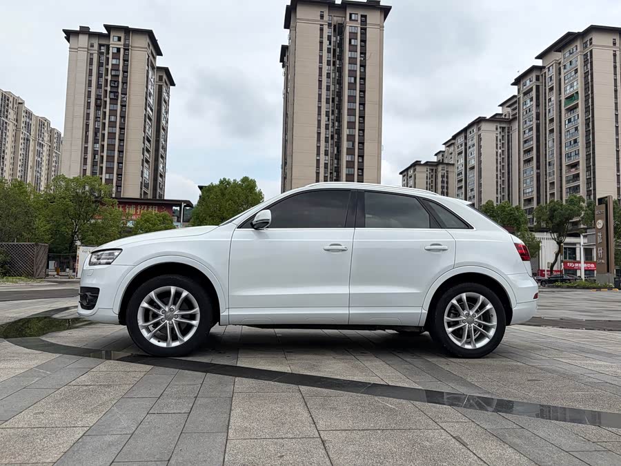 Audi Q3 2016, фото 5