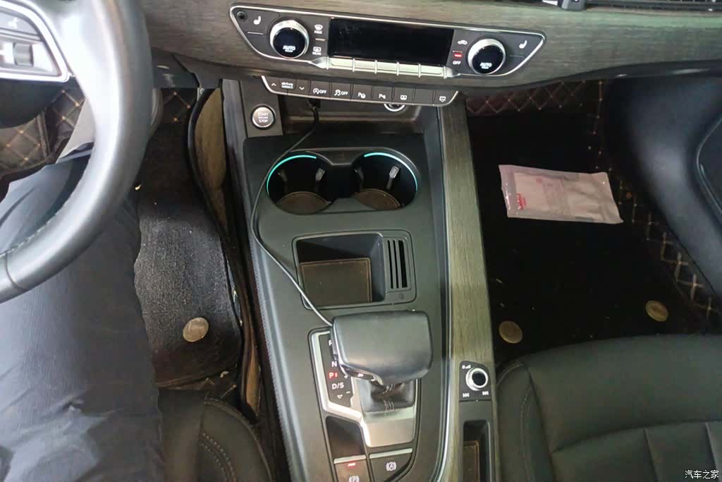 Audi A4L, 2022 16