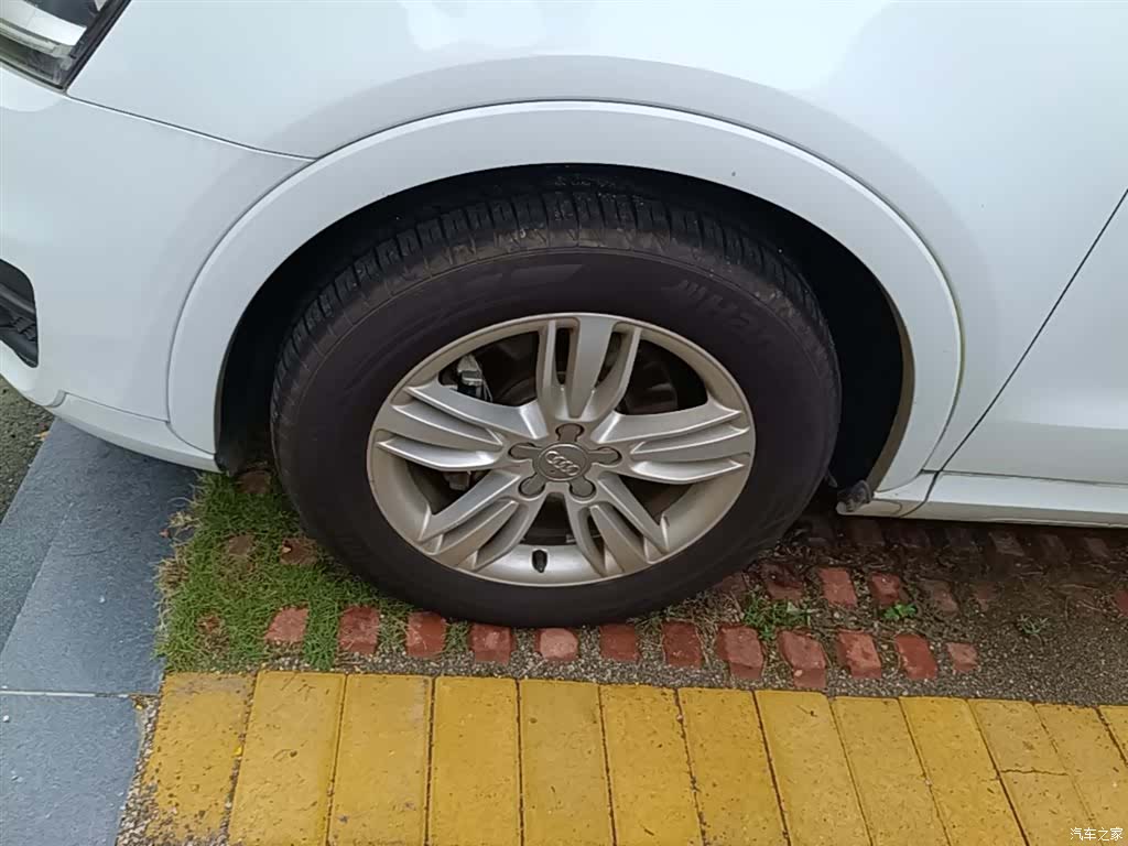 Audi Q3, 2015 23