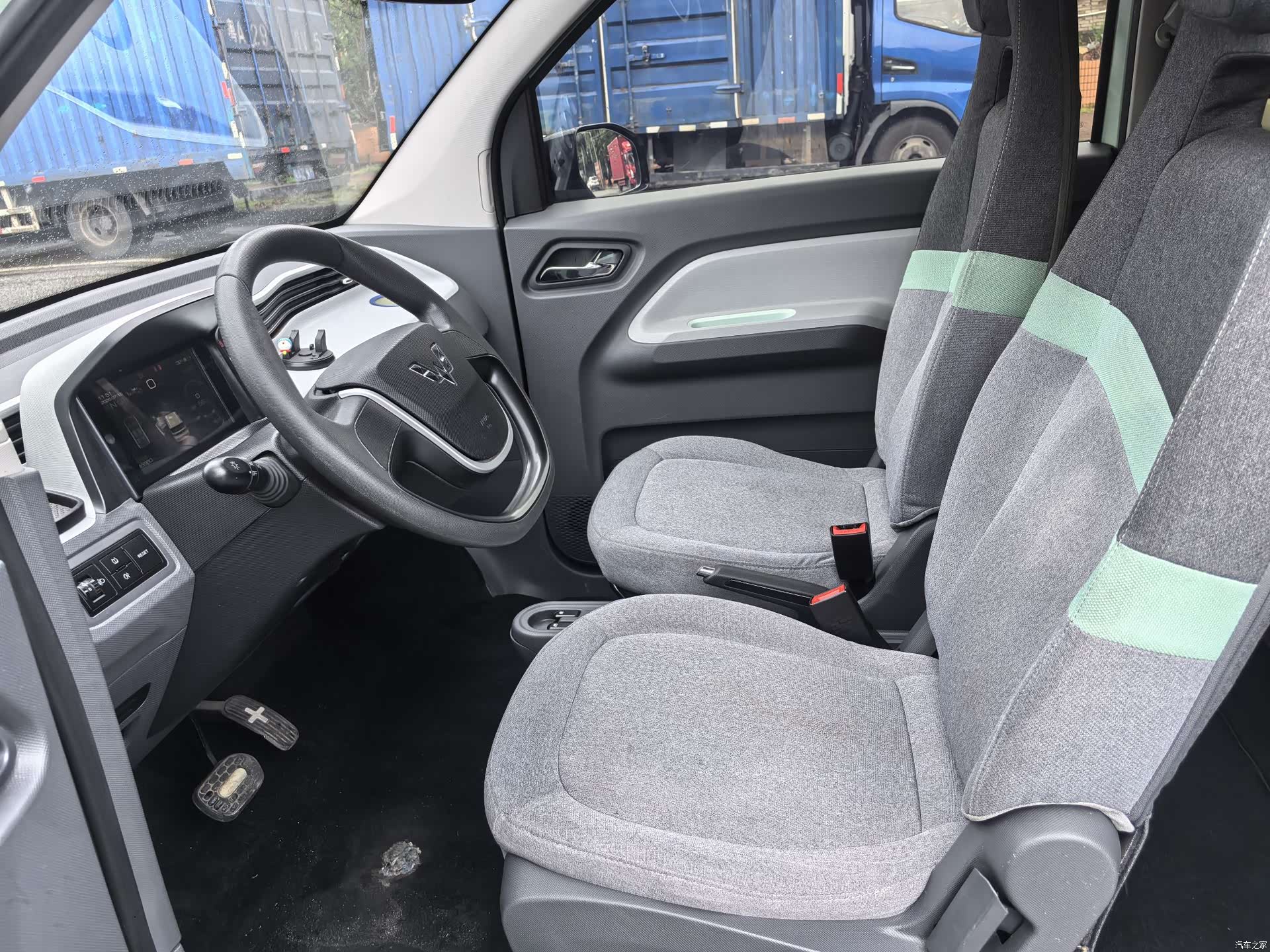Wuling MINIEV, 2021 8