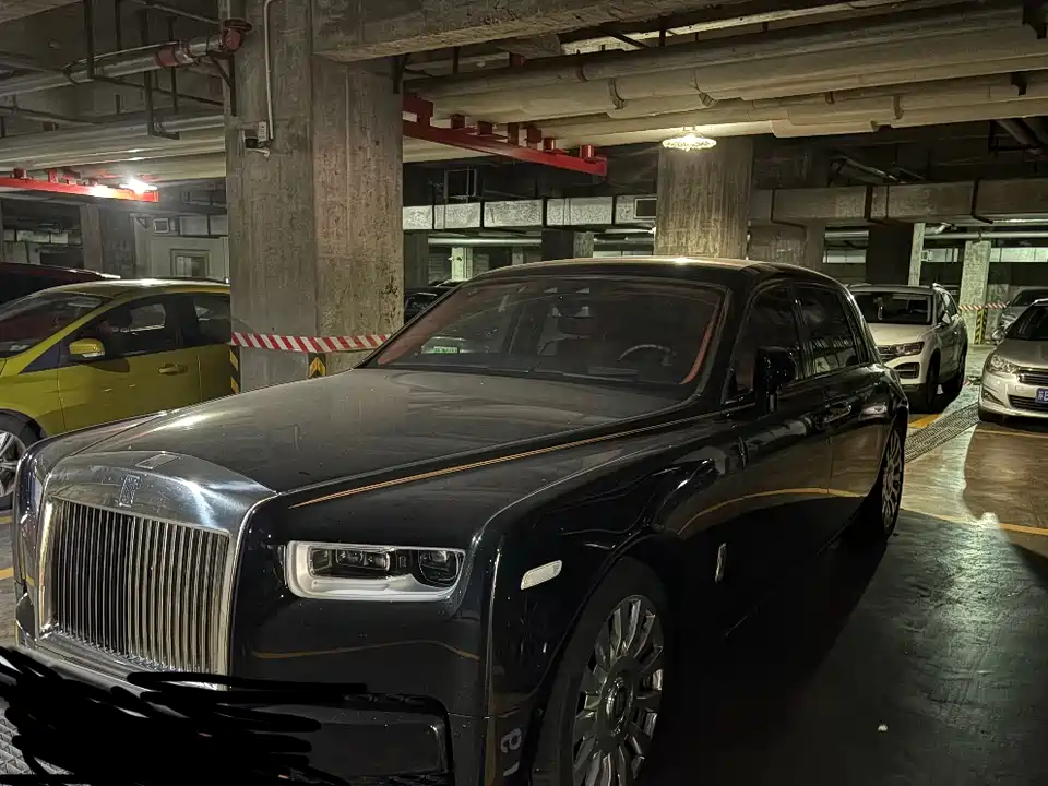 Rolls-Royce Phantom