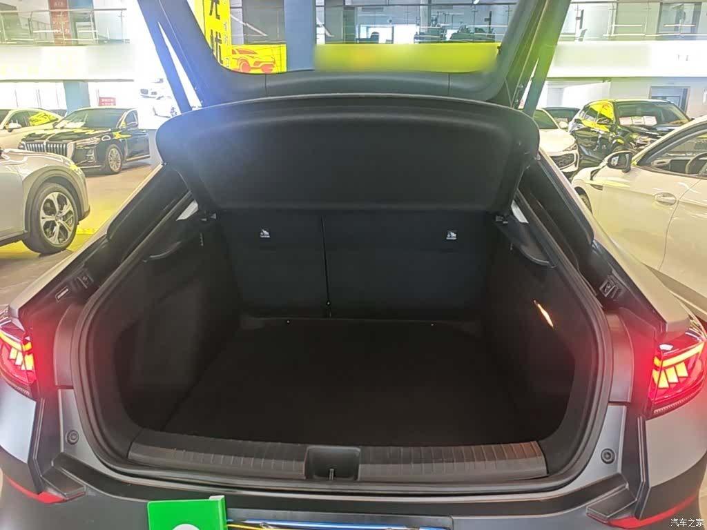 Volkswagen Lamando, 2024 19