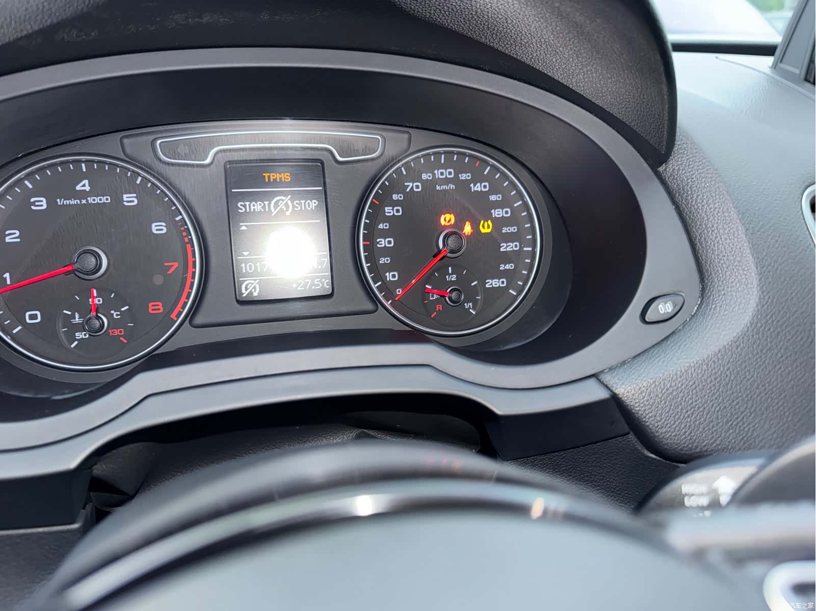 Audi Q3, 2013 8
