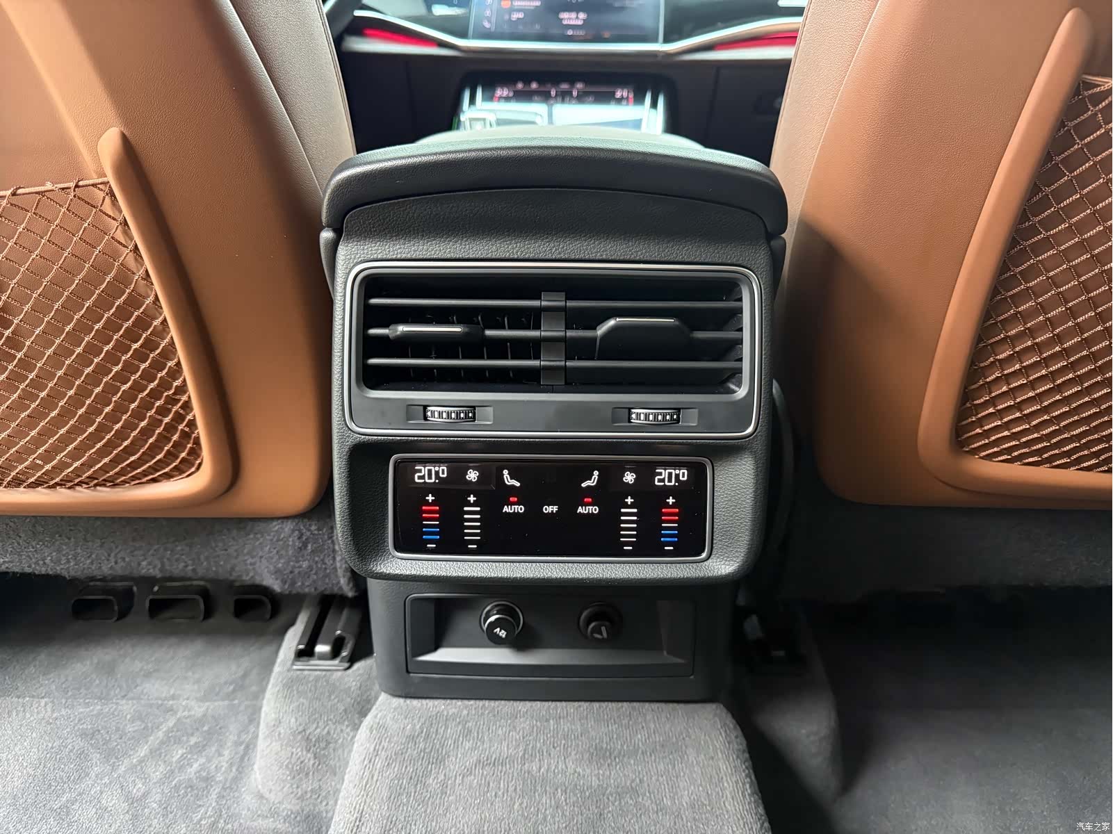Audi Q7, 2023 22
