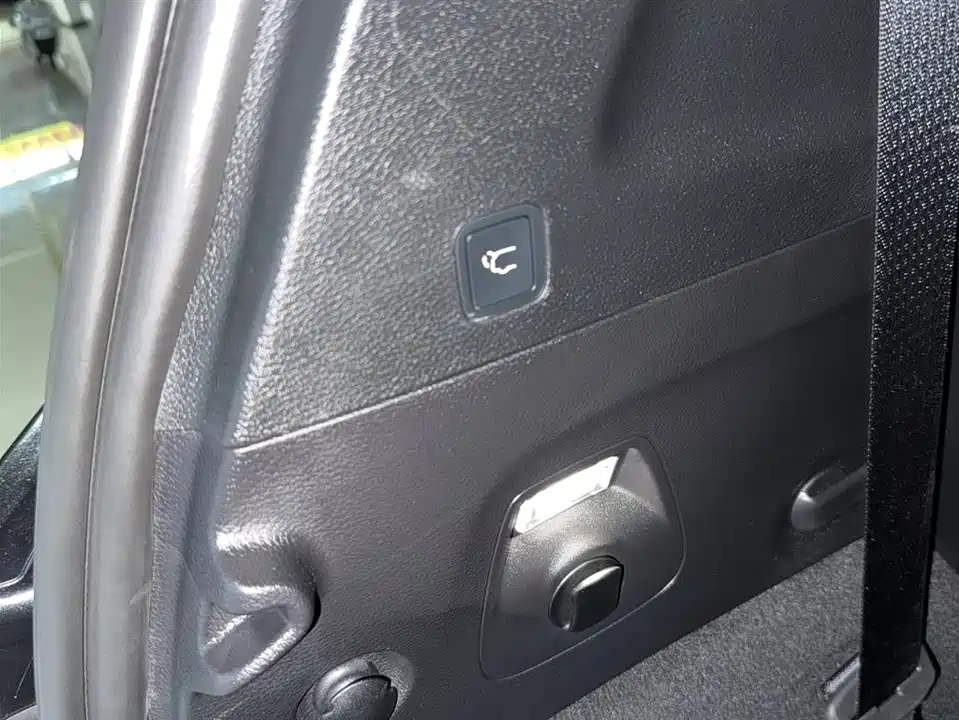 Jeep Grand Commander