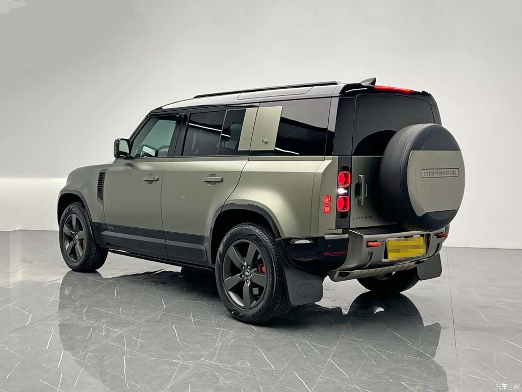 Land Rover Defender, 2022 4