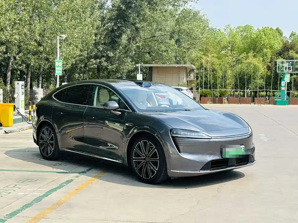 HarmonyOS Wisdom World R7