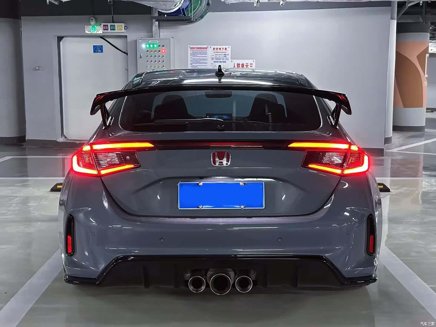 Honda Civic, 2025 4