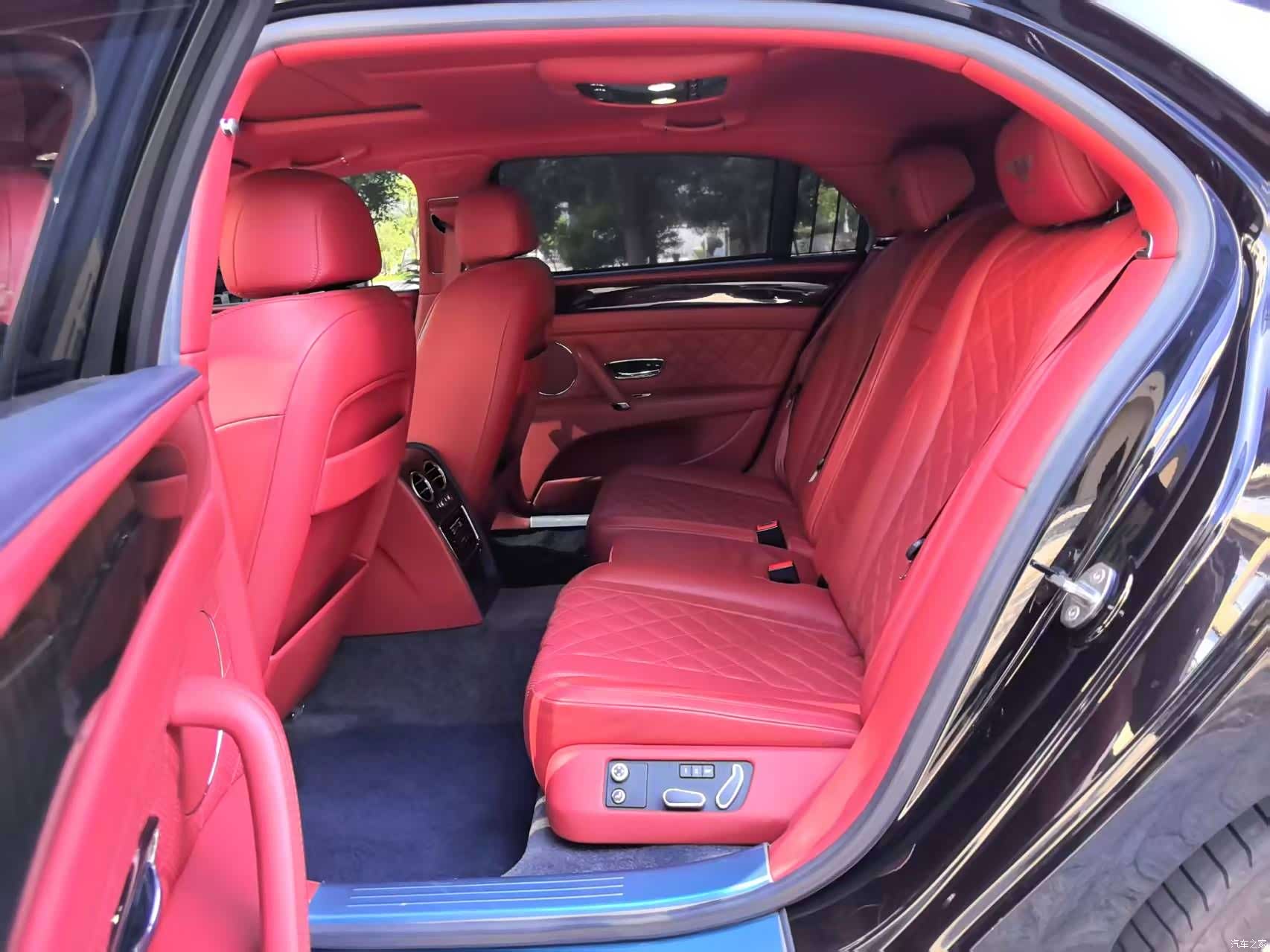 Bentley Flying Spur, 2018 все фото