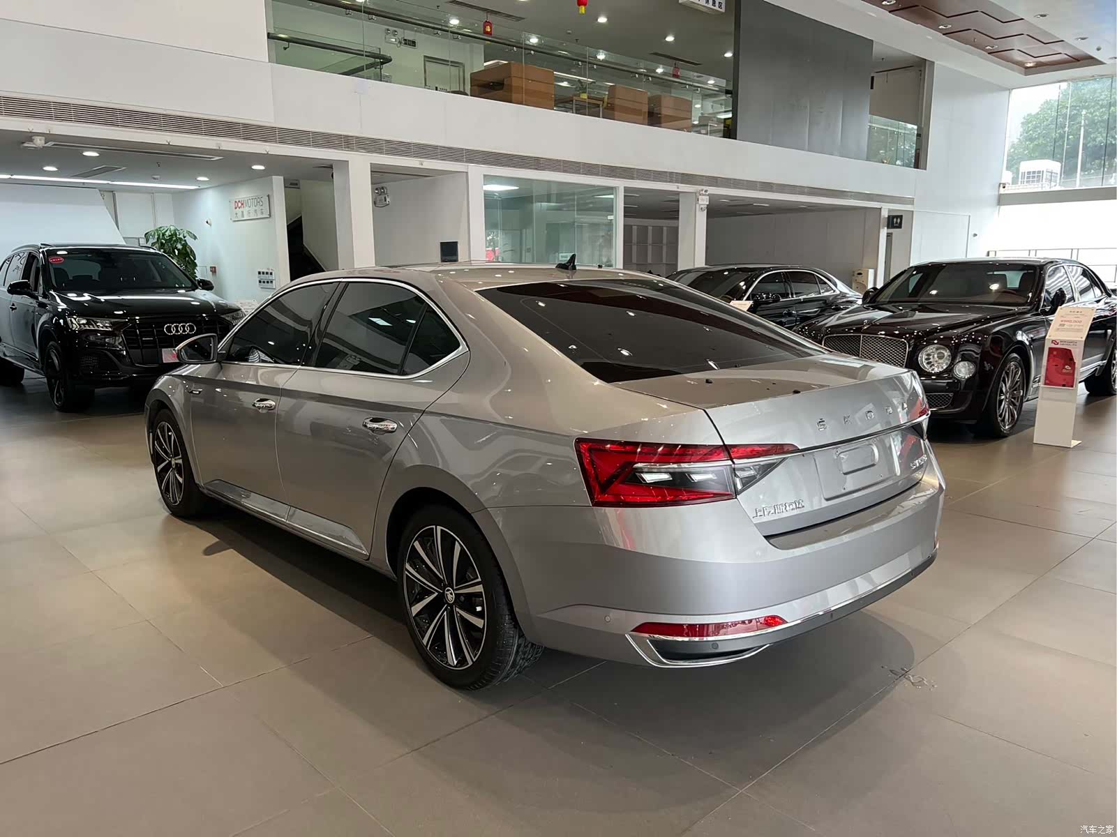 Skoda Superb, 2023 6