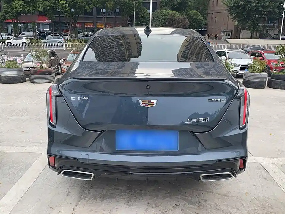 Cadillac CT4