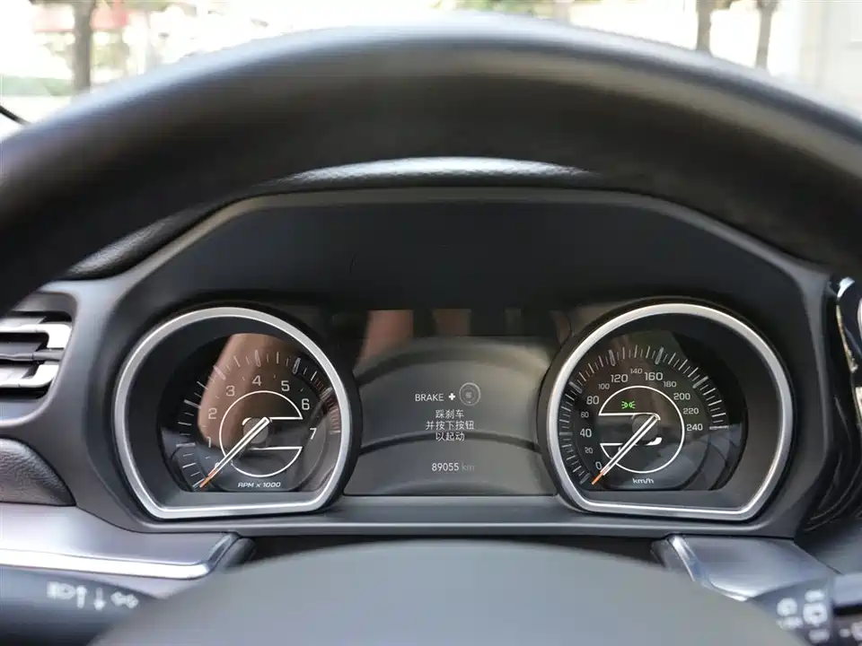 Jeep Grand Commander