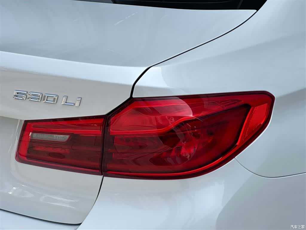 BMW 5 Series, 2018 16