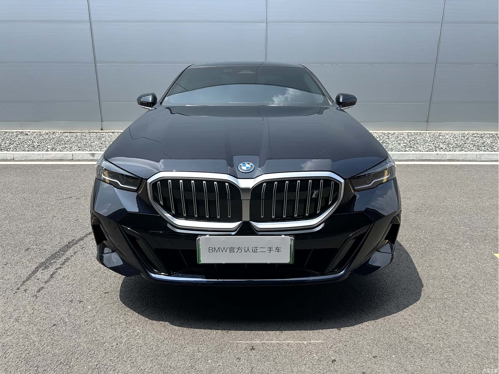 BMW i5, 2025 все фото