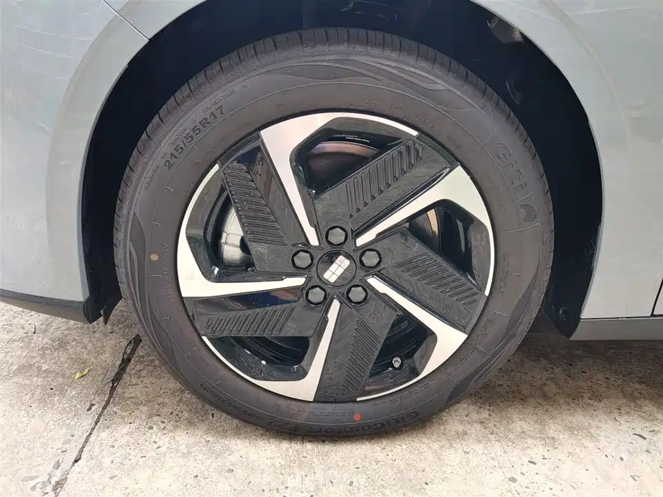 Geely Galaxy Galaxy L6