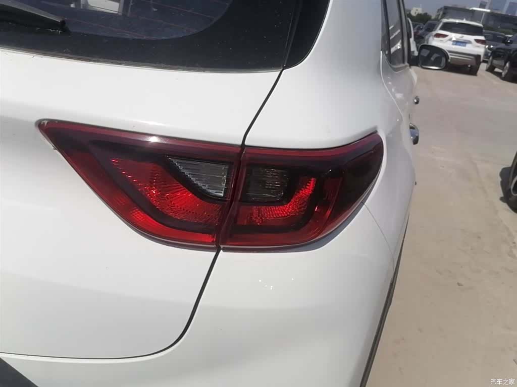Kia KX1, 2018 8