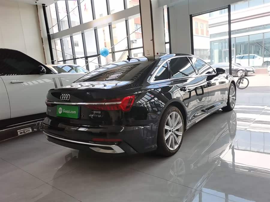 Audi A6L 2024, фото 7
