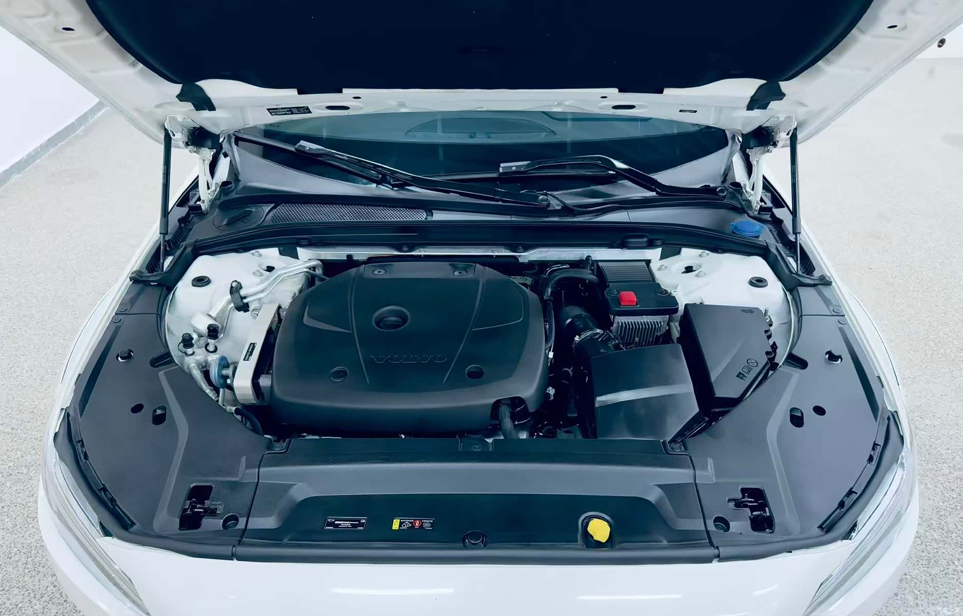 Volvo V90, 2018 20