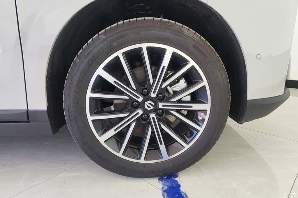 Leapmotor B10, 2026 6