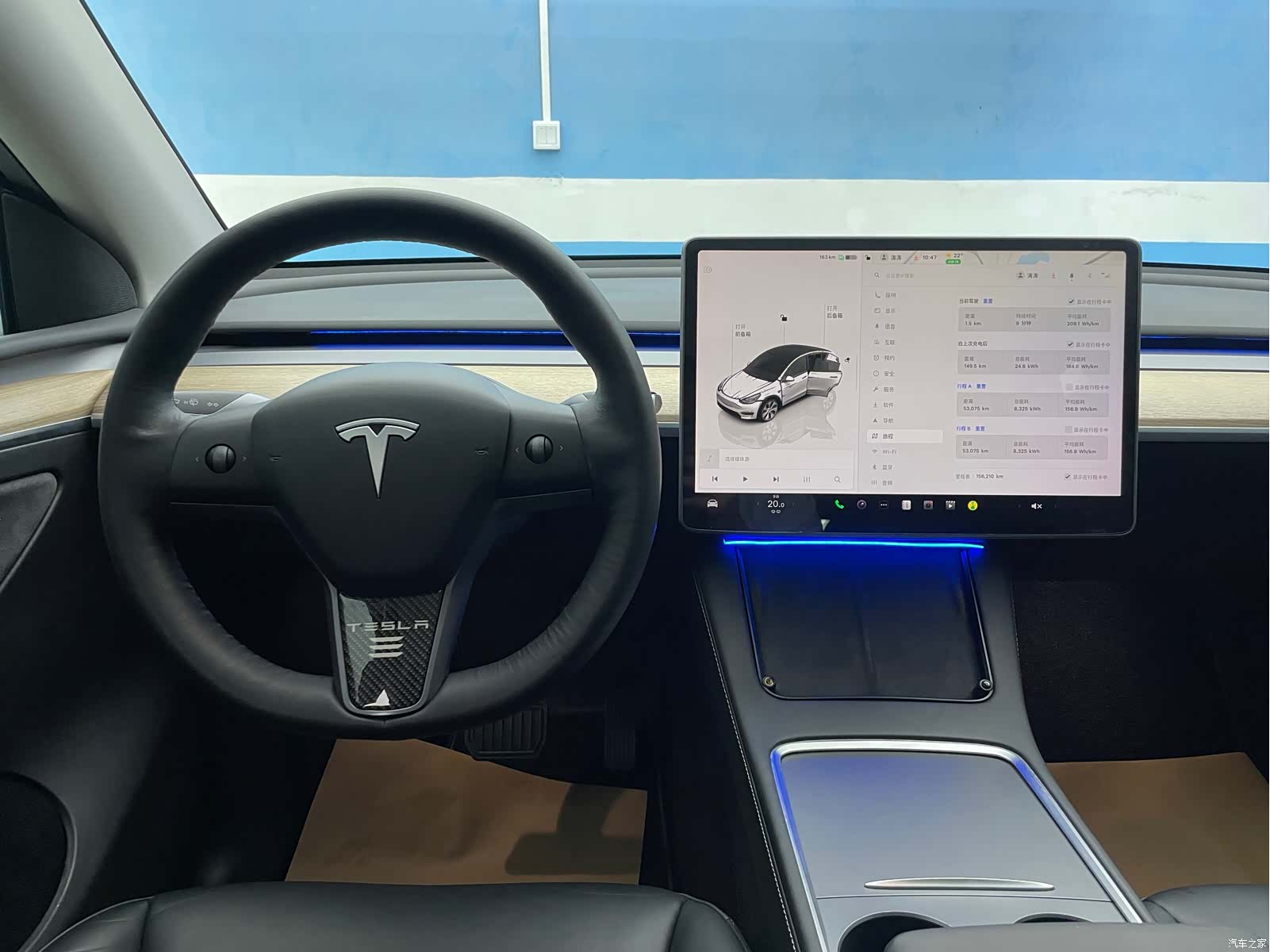 Tesla Model Y, 2022 21