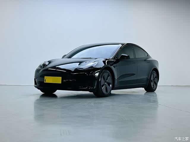 Tesla Model 3, 2023 1