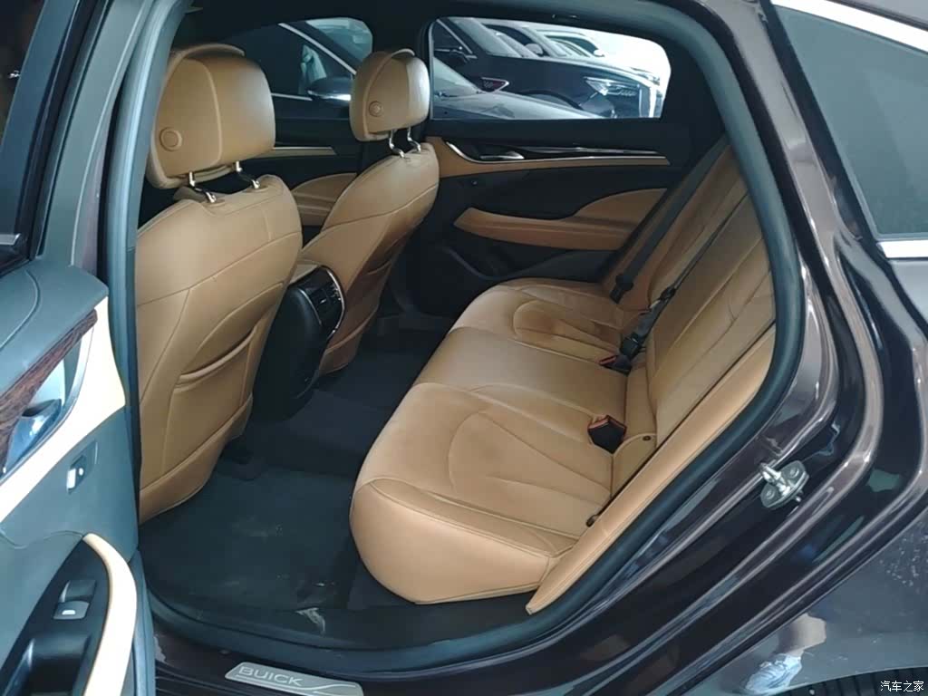 Buick LaCrosse, 2017 13