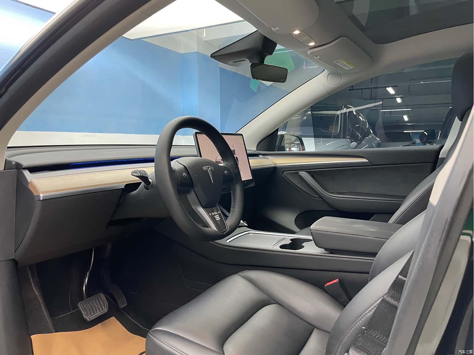 Tesla Model Y, 2022 11