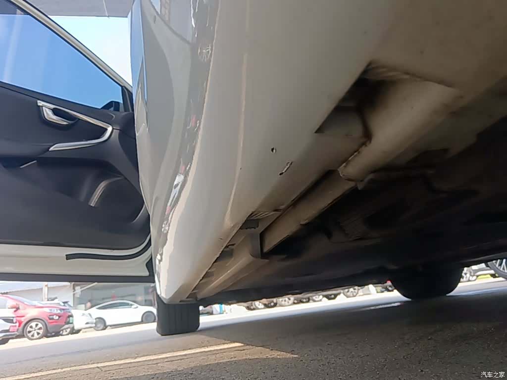 Volvo V40, 2018 22