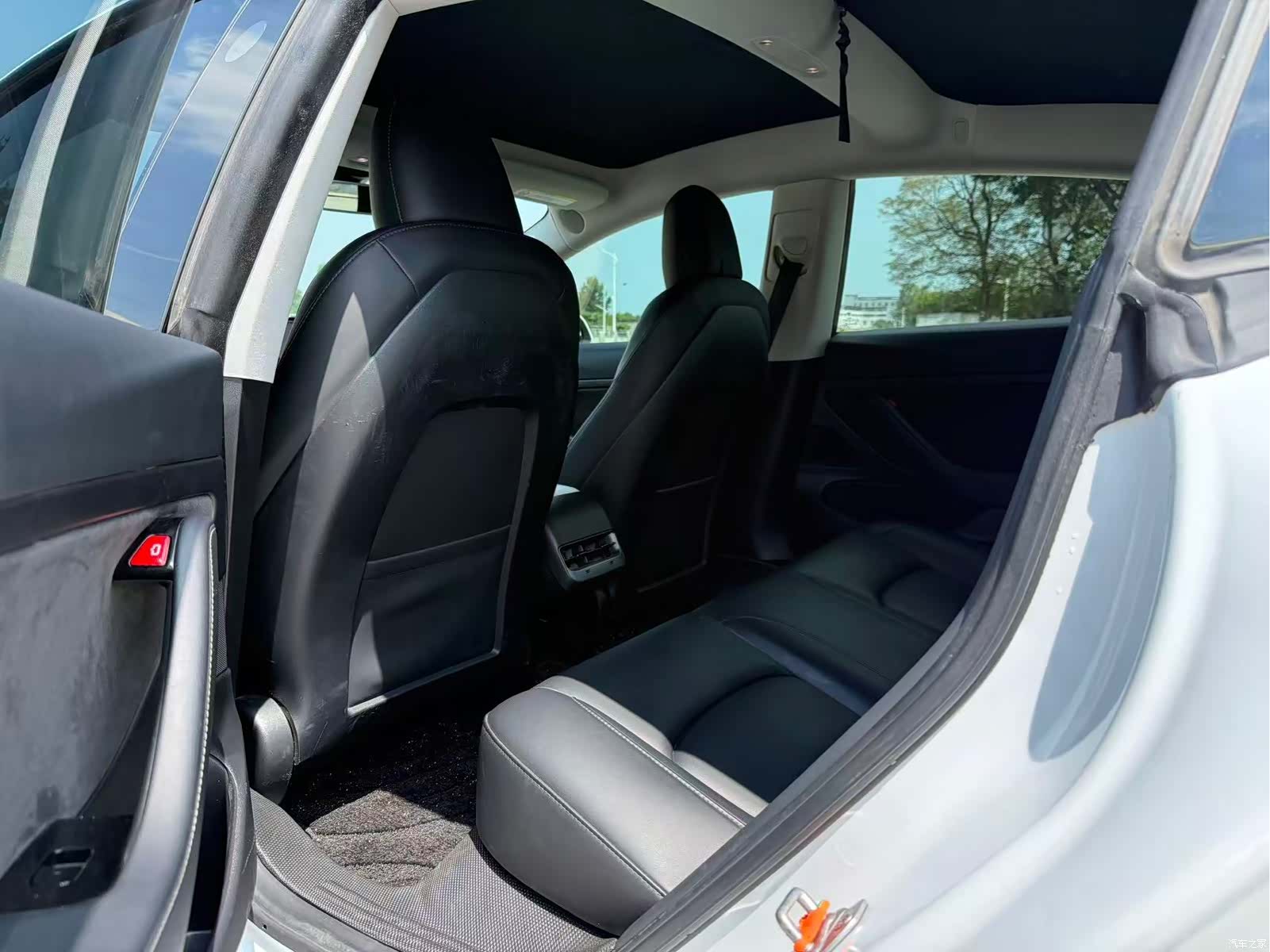 Tesla Model 3, 2020 6