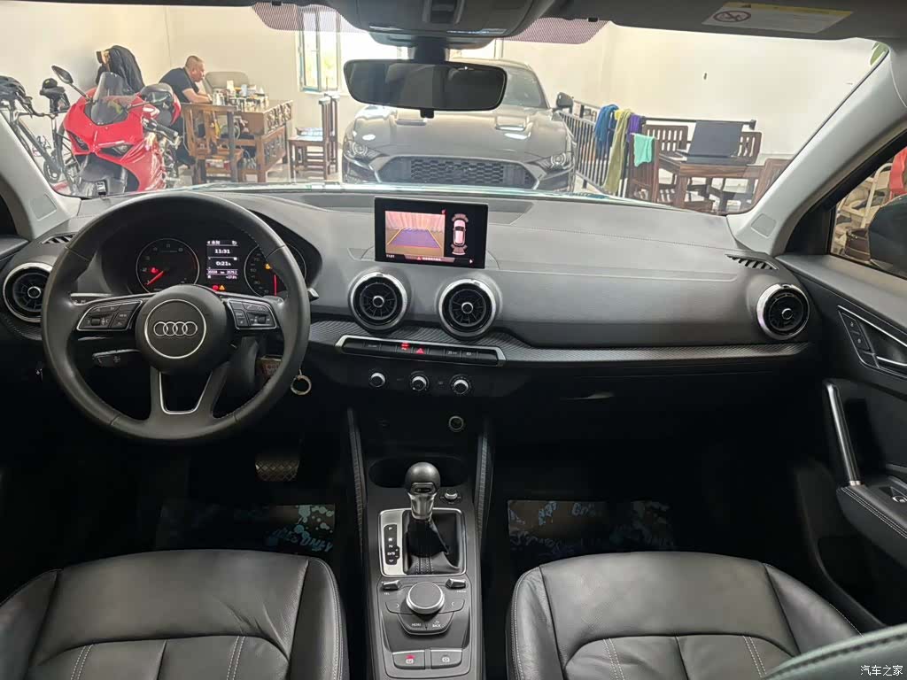 Audi Q2L, 2022 10
