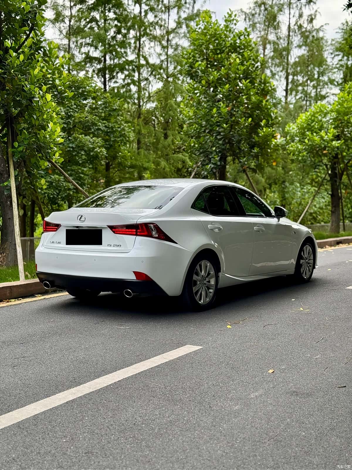 Lexus IS, 2015 все фото