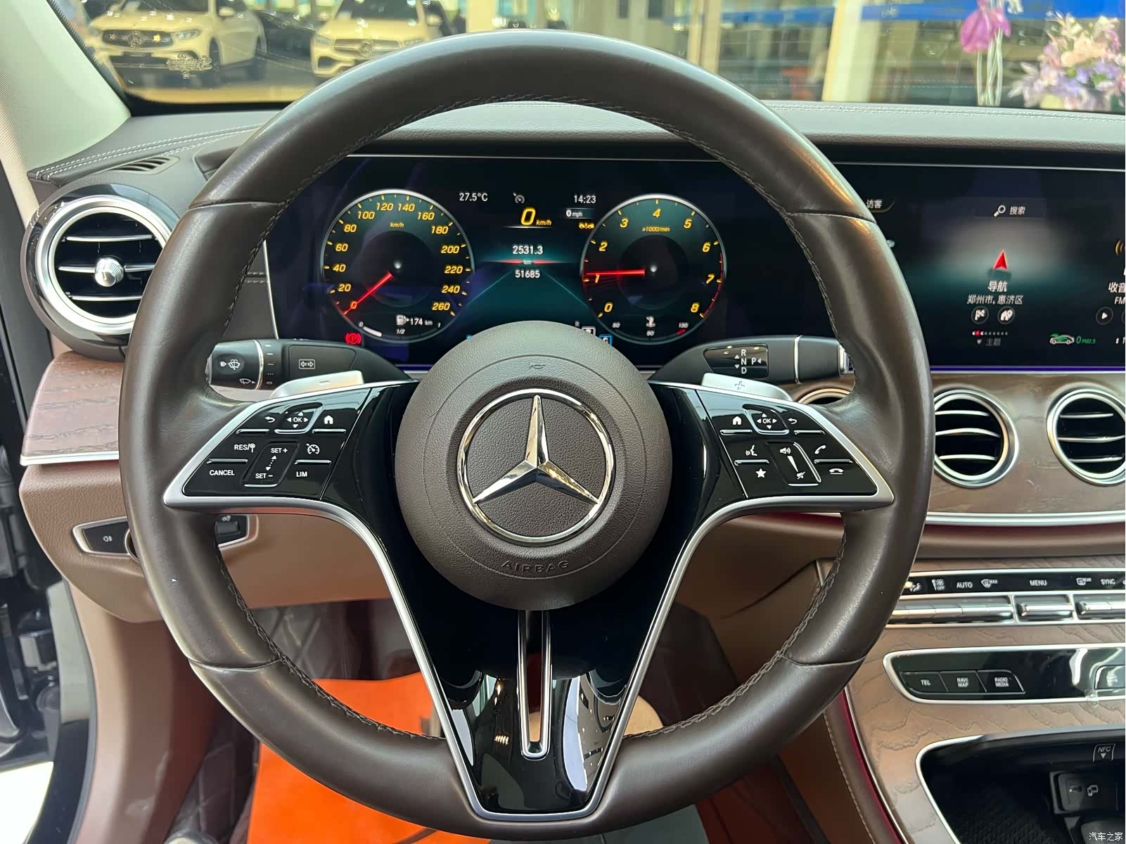 Mercedes-Benz E-Class, 2023 15