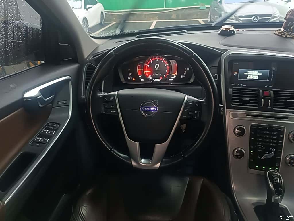 Volvo XC60, 2017 11
