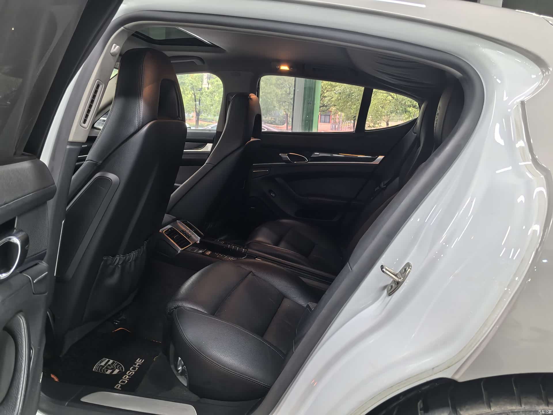 Porsche Panamera, 2016 9
