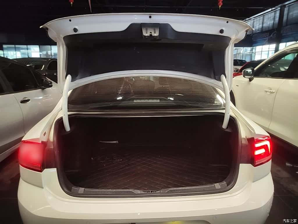 Volkswagen Lamando, 2018 19