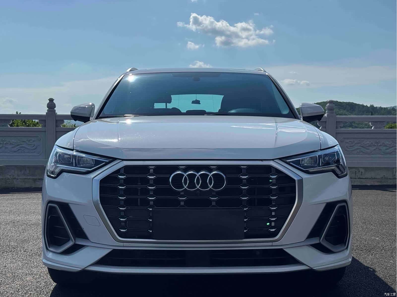 Audi Q3, 2022 2