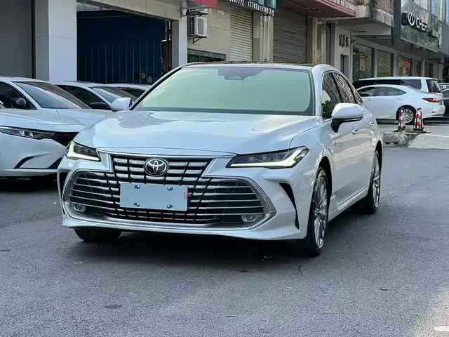 Toyota Avalon 2024 — купить из Китая под заказ