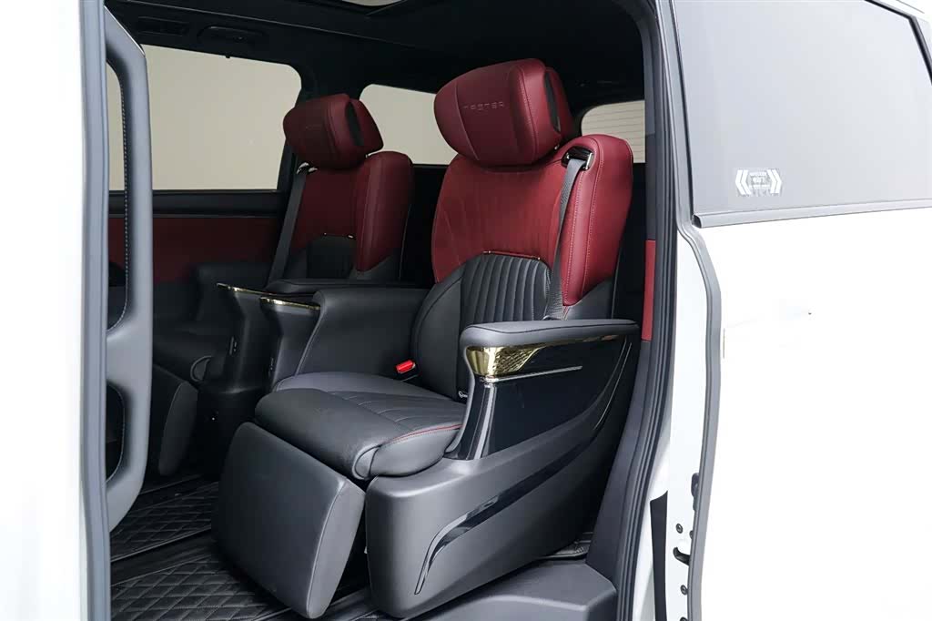 Trumpchi M8, 2024 12