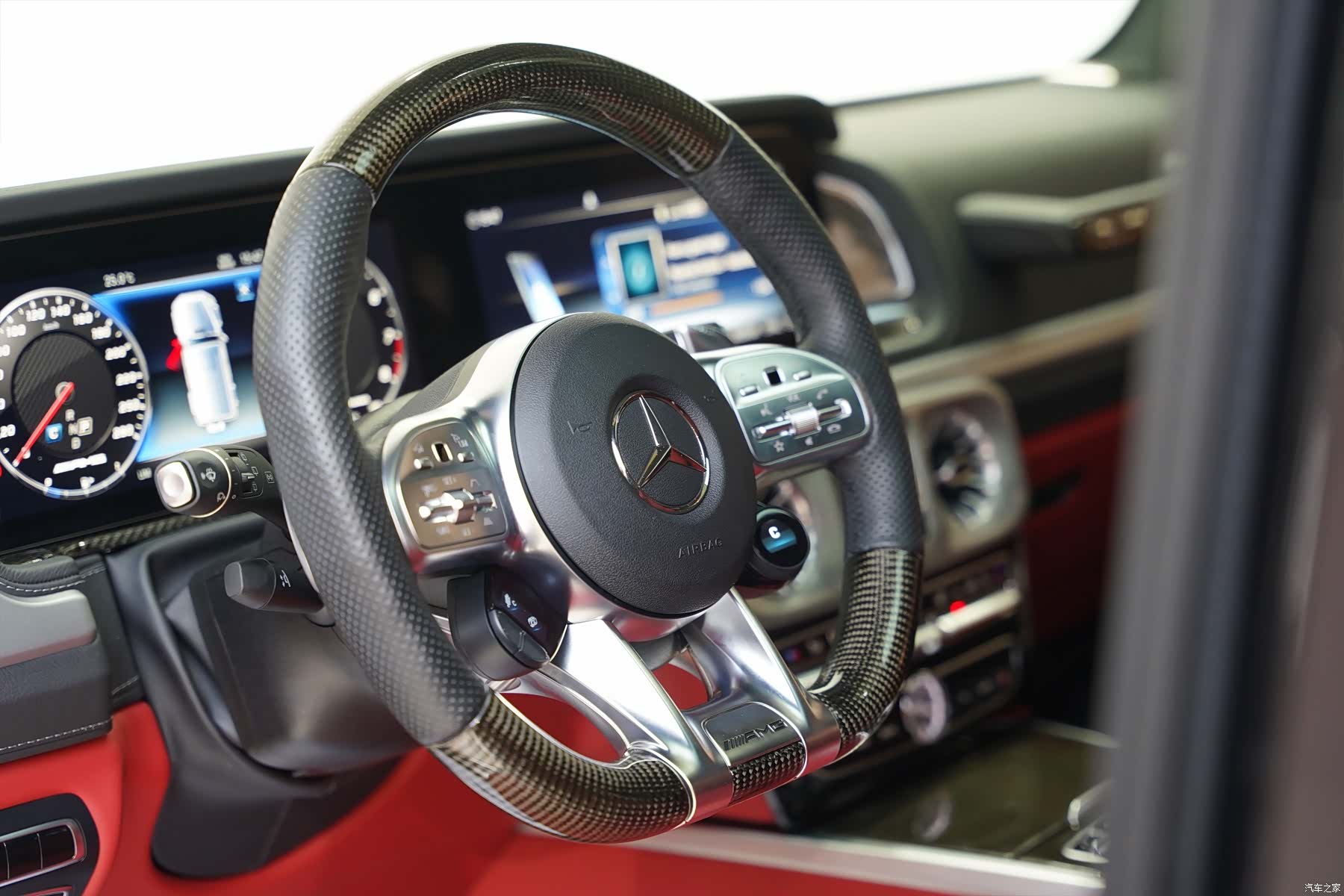 Mercedes-Benz G-Class, 2024 13