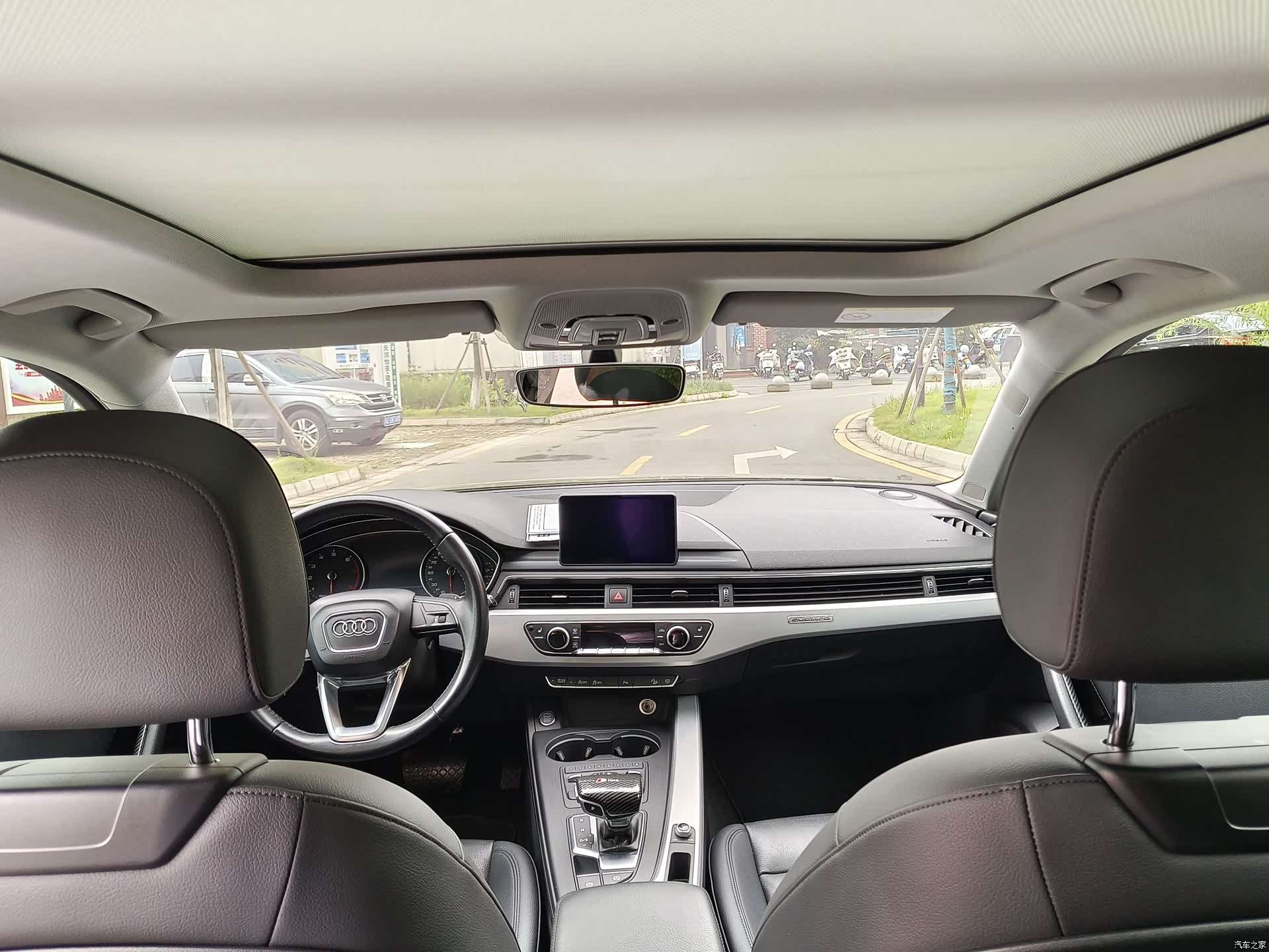 Audi A4, 2018 9