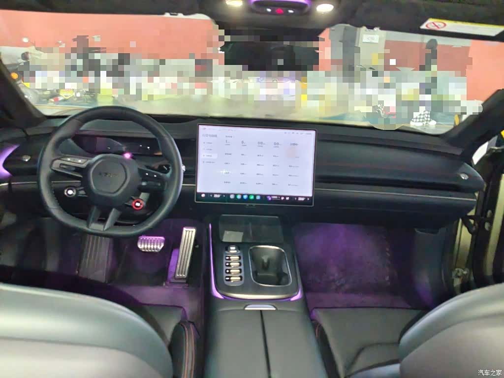 Xiaomi SU7, 2024 13