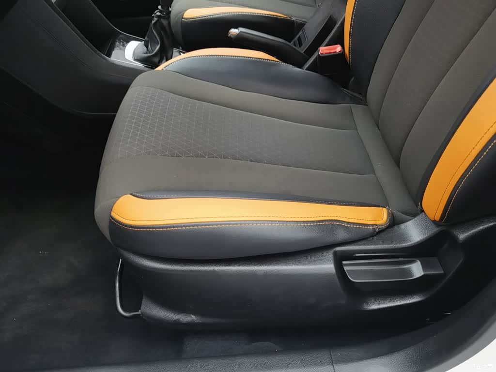 Wuling 310, 2017 20