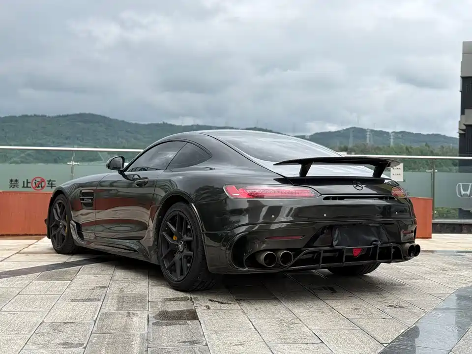 Mercedes-Benz AMG GT